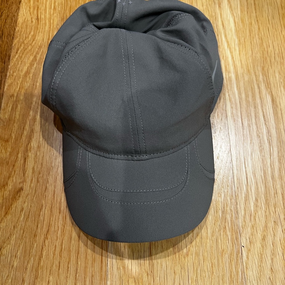 Nike nocta cap grey
